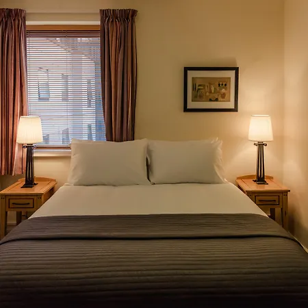 Dcu Hallows Appartement